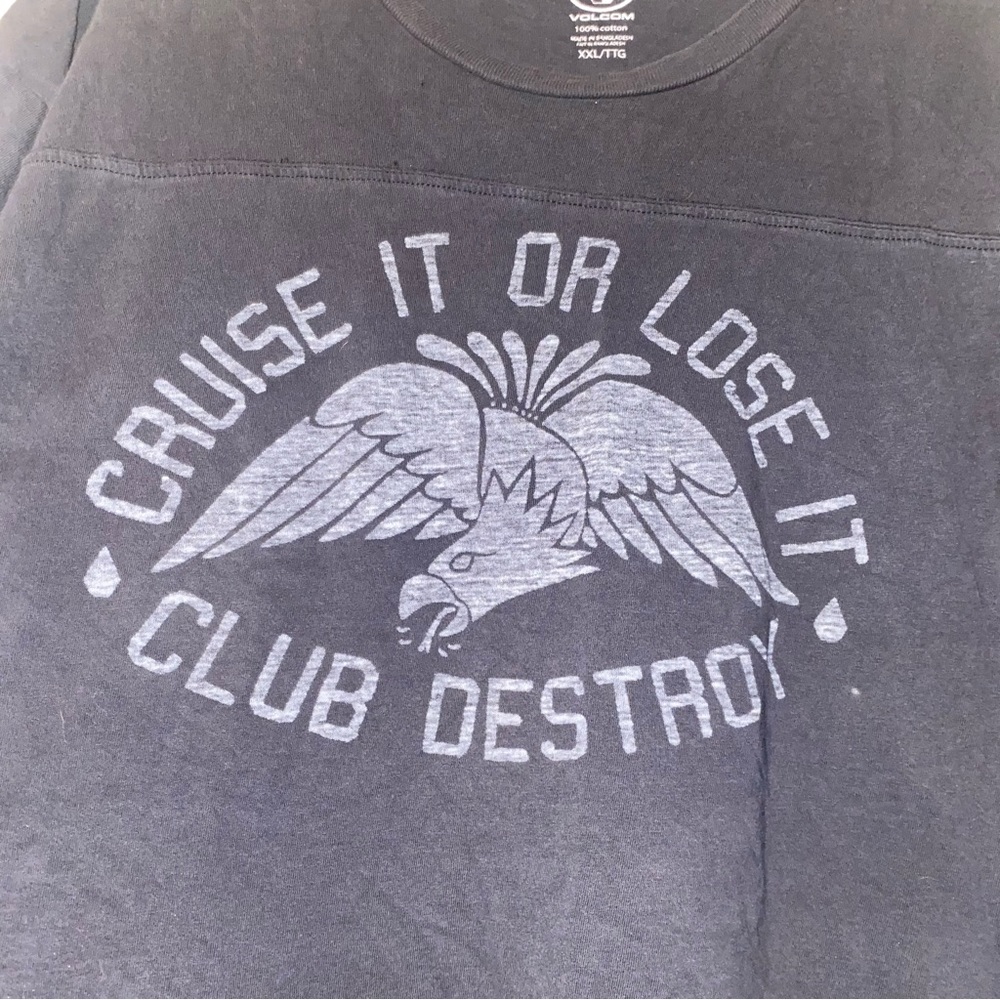 Volcom Oversized Tee - image 4